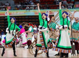 巅峰对决！24岁华子对比24岁哈登，谁更胜一筹？