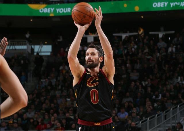 运动员背后 运动员背后