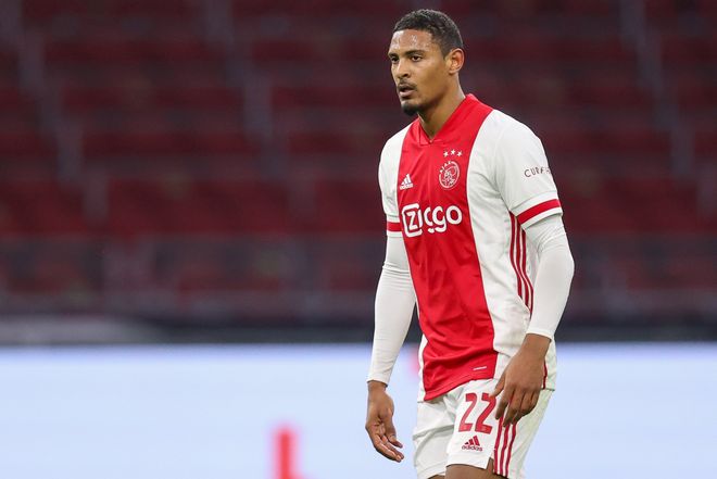 他身高接近 他身高接近